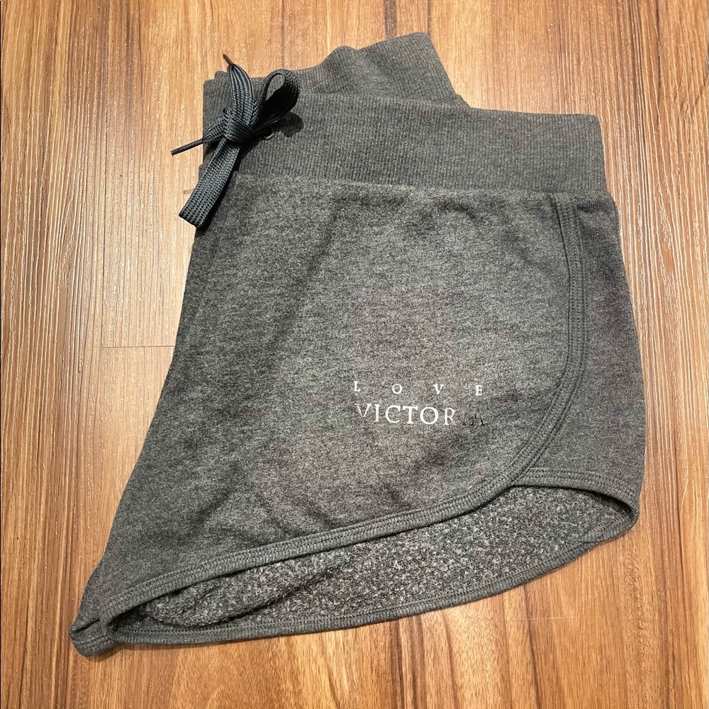 New Victoria’s Secret Gray Comfy Lounge Shorts - S